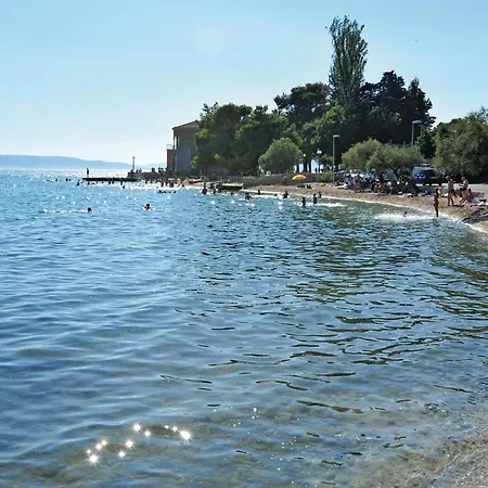 Awesome In Kastel Kambelovac *